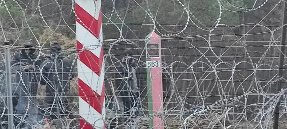 Polonya sınırında 50 kaçak göçmen gözaltına alındı